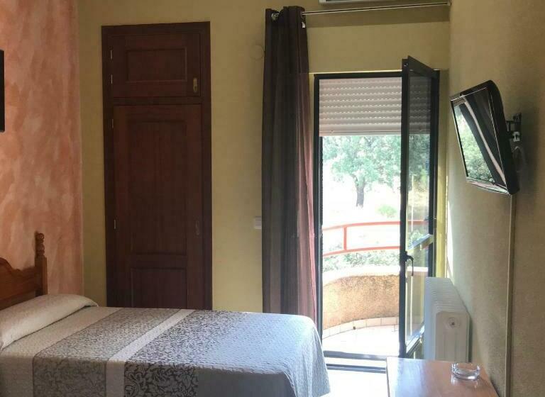 غرفة قياسية, Restaurante Jarilla