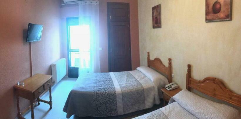 غرفة قياسية, Restaurante Jarilla