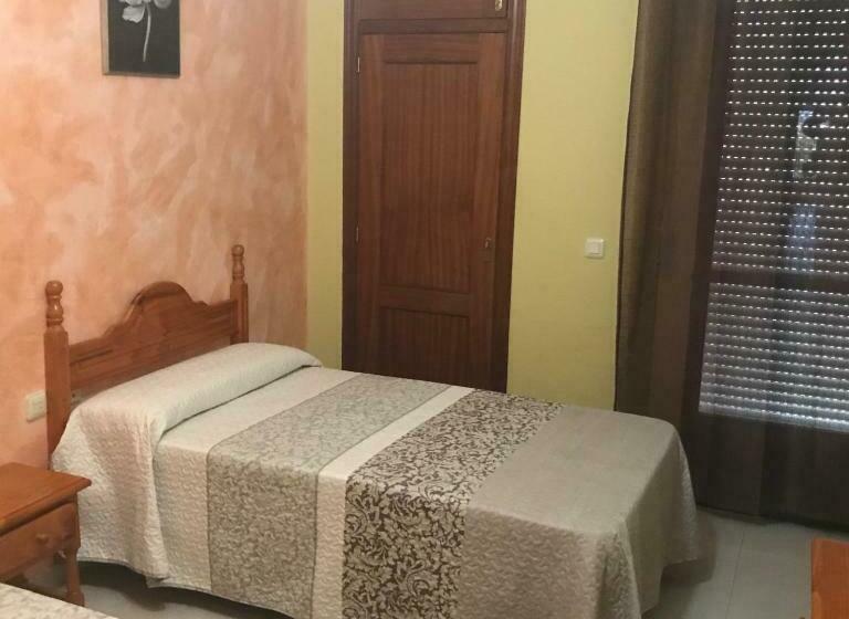 غرفة قياسية, Restaurante Jarilla