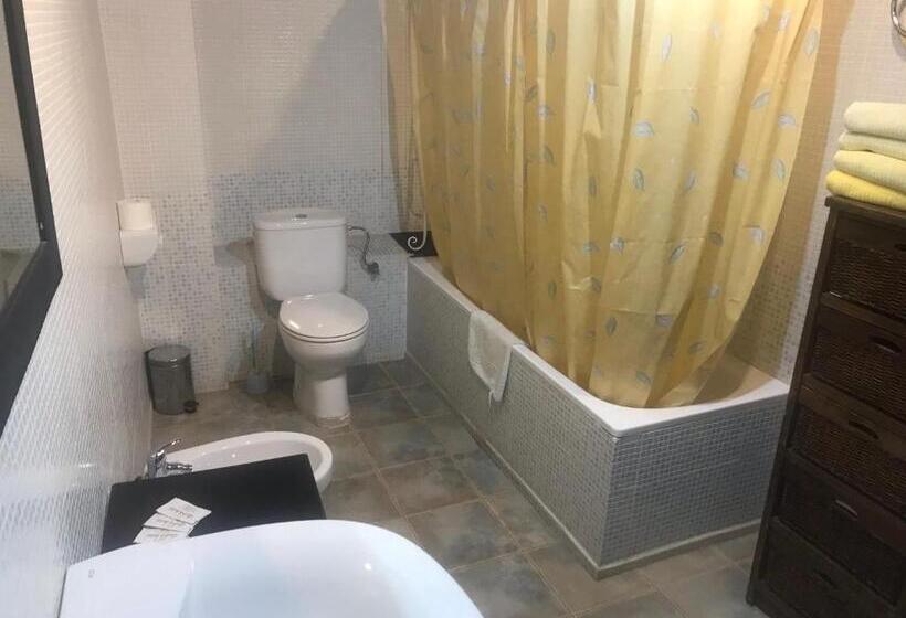 Апартаменты 1 Спальня, Roch