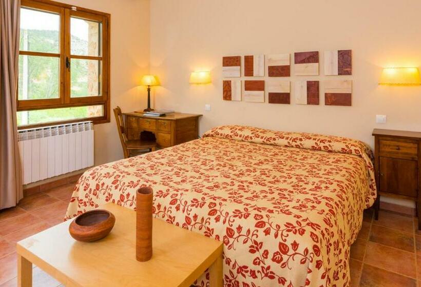 חדר סופריור, Font Del Pas