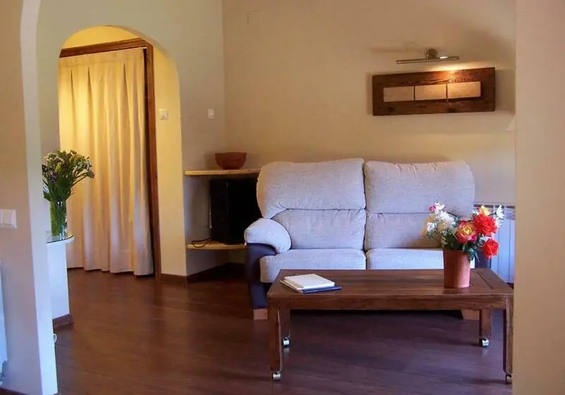 Suite, Font Del Pas