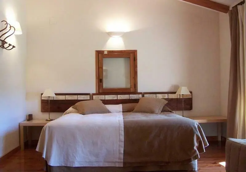 Suite, Font Del Pas