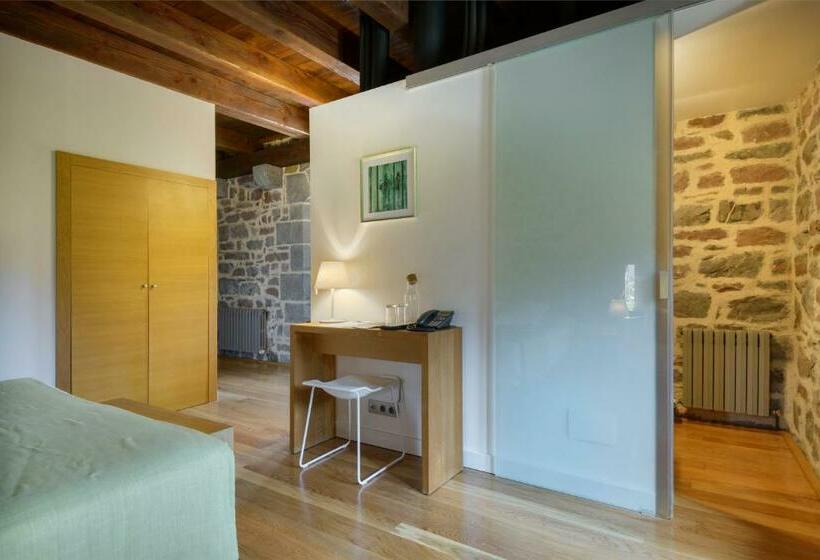 スタンダードルーム, Rural Torre De Uriz