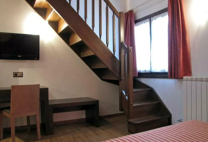 Familiekamer met Uitzicht op de Bergen, Sesué