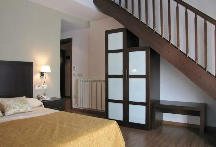Familiekamer met Uitzicht op de Bergen, Sesué