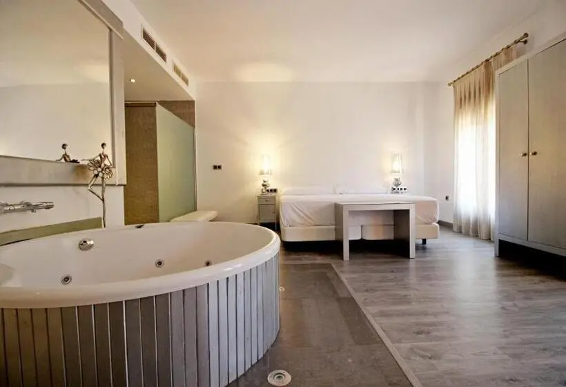 スイート, Villa Xarahiz