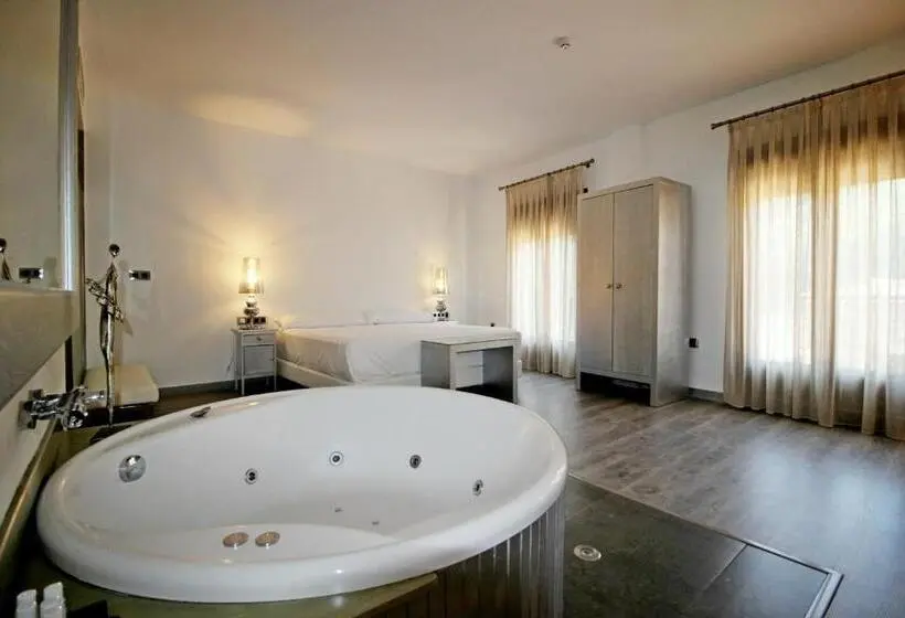 スイート, Villa Xarahiz