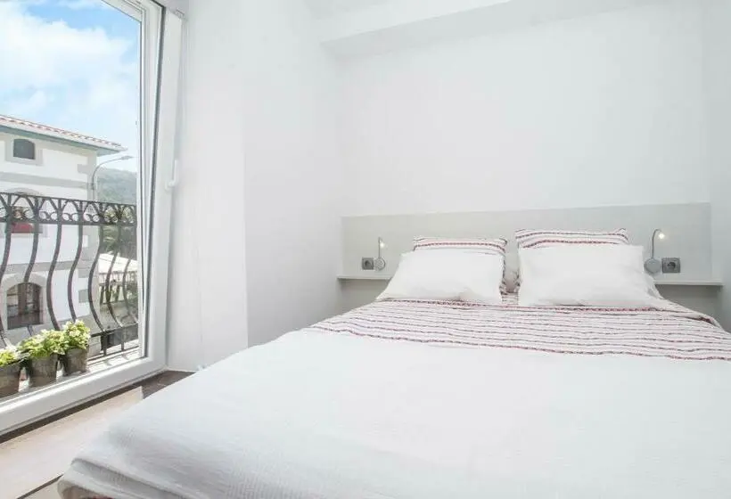 スタンダードルーム, Lekeitio Aterpetxea Hostel