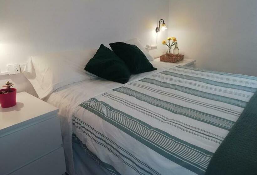 اتاق استاندارد, Lekeitio Aterpetxea Hostel