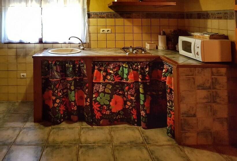 منزل غرفة نوم واحدة, Finca La Viriñuela