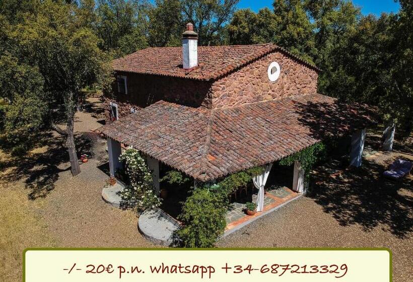 キングサイズベッドのデラックスルーム, Valle Del Arroyo Casas Rurales  Bed & Breakfast