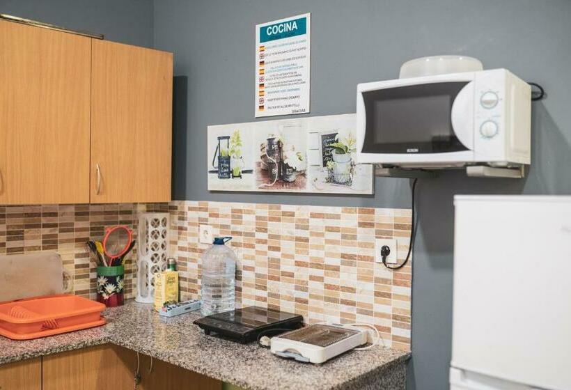 标准单人间, Albergue Barullo   Cubículos   Literas   Habitaciones