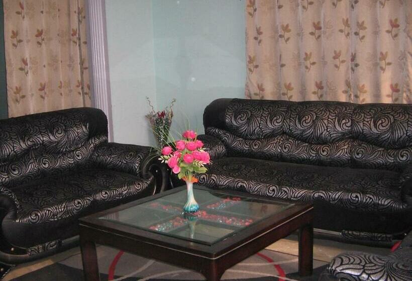 Deluxe Kamer, Balaji Guest House Home Stay