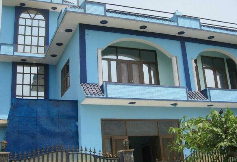 StandaardKamer, Balaji Guest House Home Stay