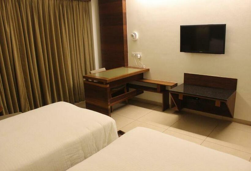 行政房间, Cosmopolitan