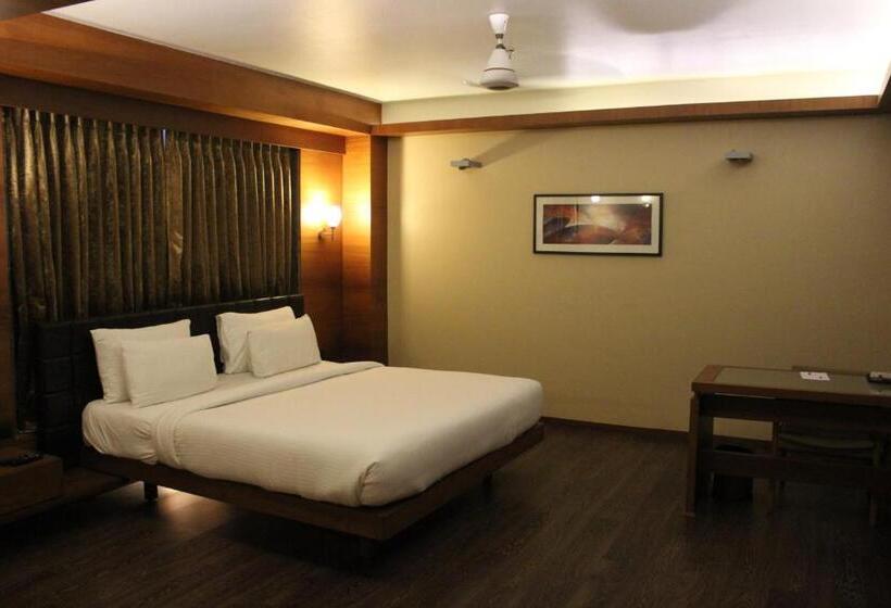 豪华房间, Cosmopolitan