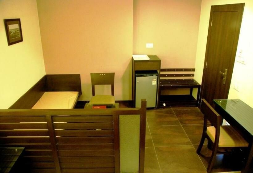 高级大房间, Grand Ashirwad Beacon