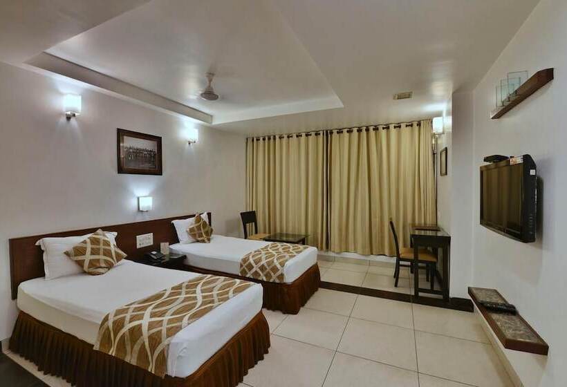 行政房间, Grand Ashirwad Beacon