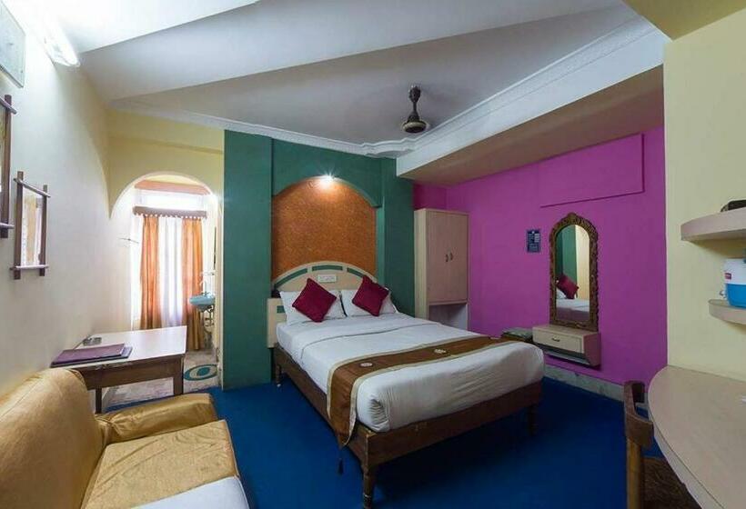 اتاق اجرایی, Mahalaxmi Indo Myanmar