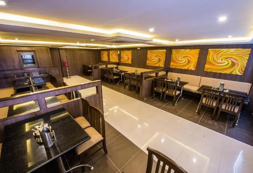 سوئیت با بالکن, Plazza Hotel , Trichy