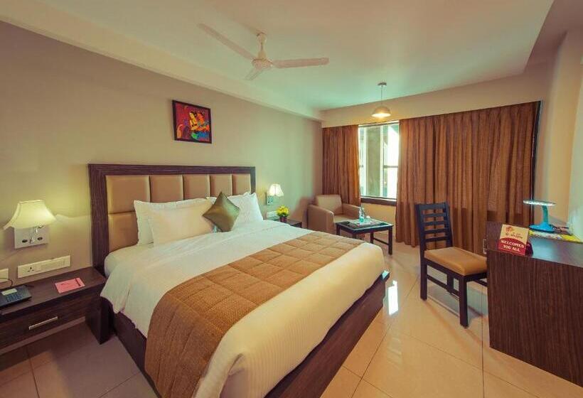 Люкс с Балконом, Plazza Hotel , Trichy