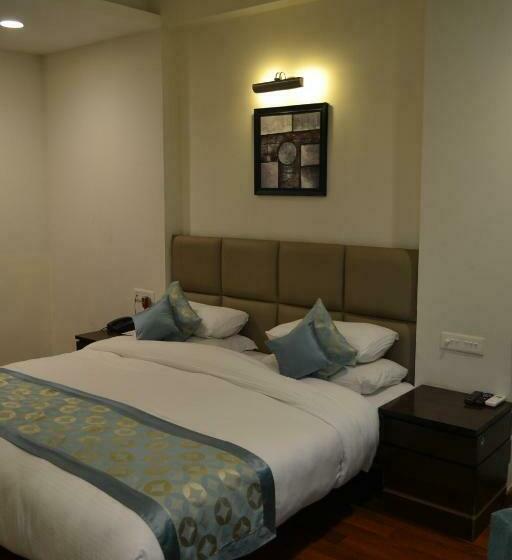 Habitació Estàndard, Sobti Continental Bareilly