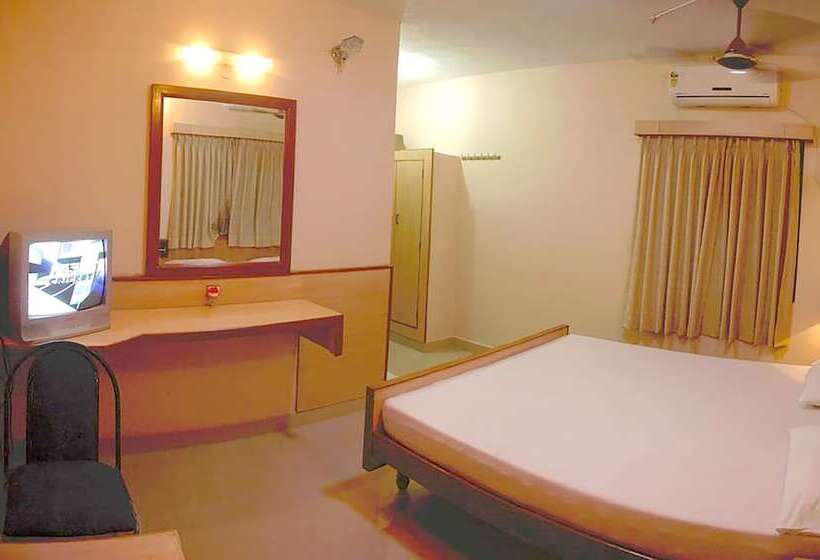 غرفة ديلوكس, Vinodhara Guesthouse