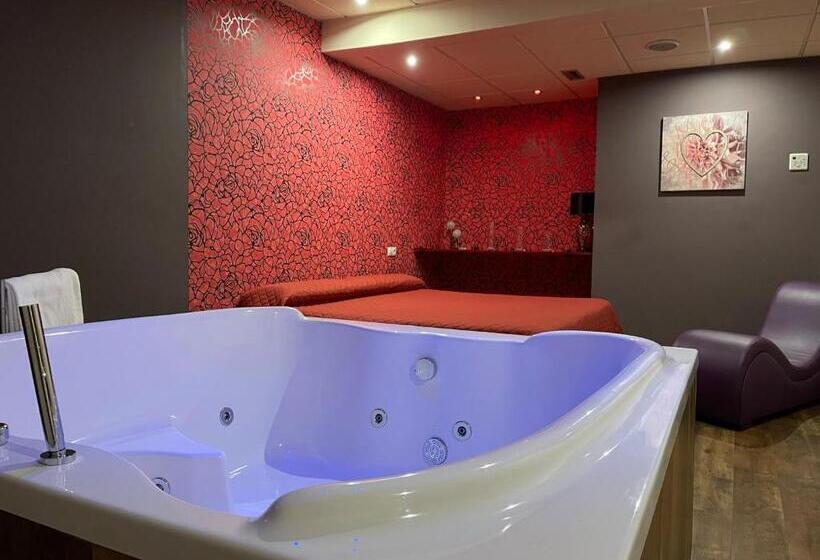 سوئیت با تخت بزرگ, Motel Los Abedules