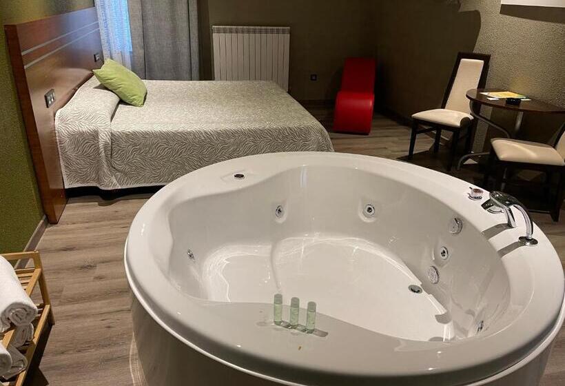 سوییت اجرایی, Motel Los Abedules