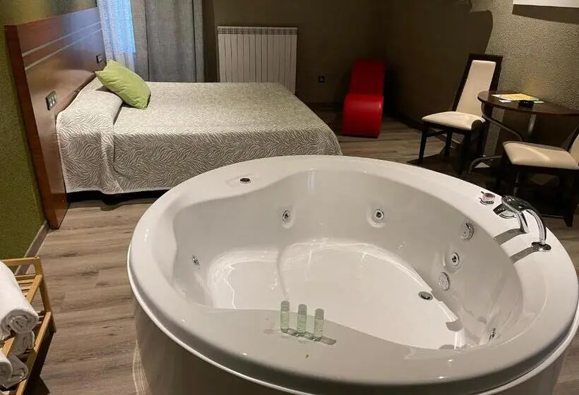 سوییت اجرایی, Motel Los Abedules