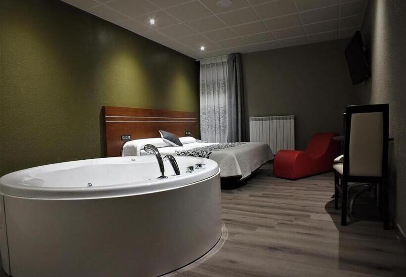 سوییت اجرایی, Motel Los Abedules