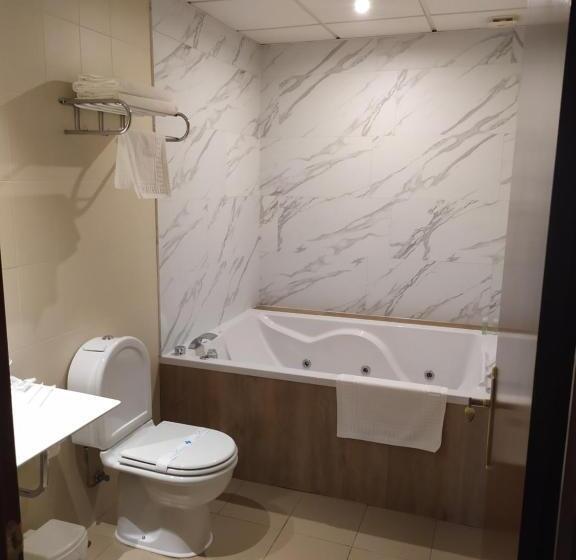 اتاق استاندارد با وان آب گرم, Motel Los Abedules