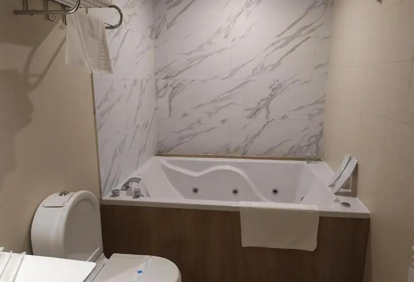 اتاق استاندارد با وان آب گرم, Motel Los Abedules