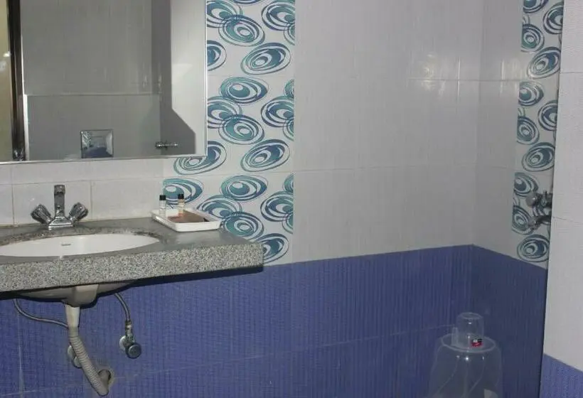 キングサイズベッドのスタンダードルーム, The Blue Lagoon Hotel Premium