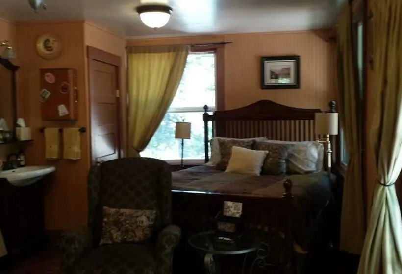 スタンダードインサイドビュールーム, Glen Morey Country House B & B Inn