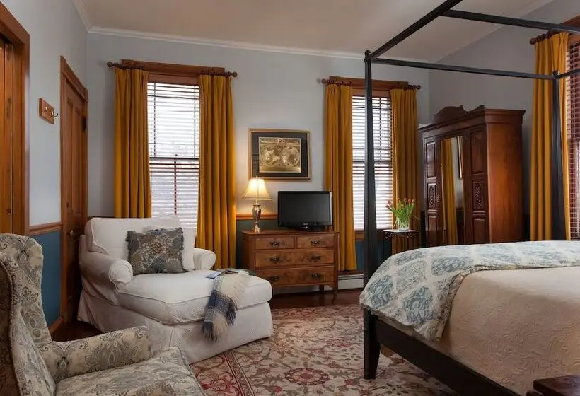 デラックスルーム, Lang House On Main Street Bed & Breakfast