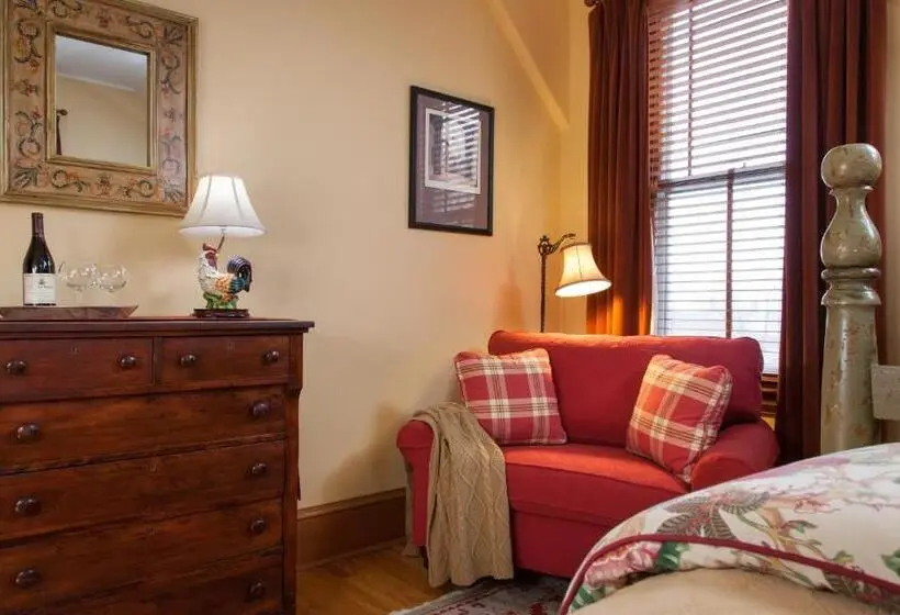 デラックスルーム, Lang House On Main Street Bed & Breakfast