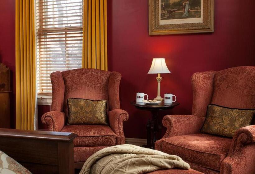 Номер Deluxe Кровать Кинг, Lang House On Main Street Bed & Breakfast