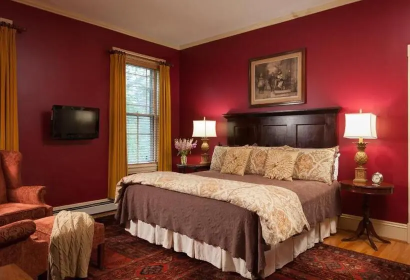 キングサイズベッドのデラックスルーム, Lang House On Main Street Bed & Breakfast