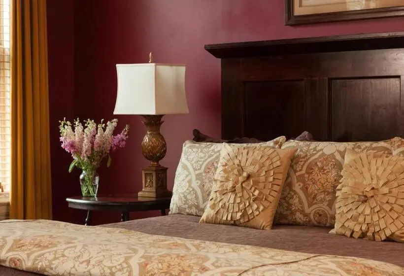 キングサイズベッドのデラックスルーム, Lang House On Main Street Bed & Breakfast