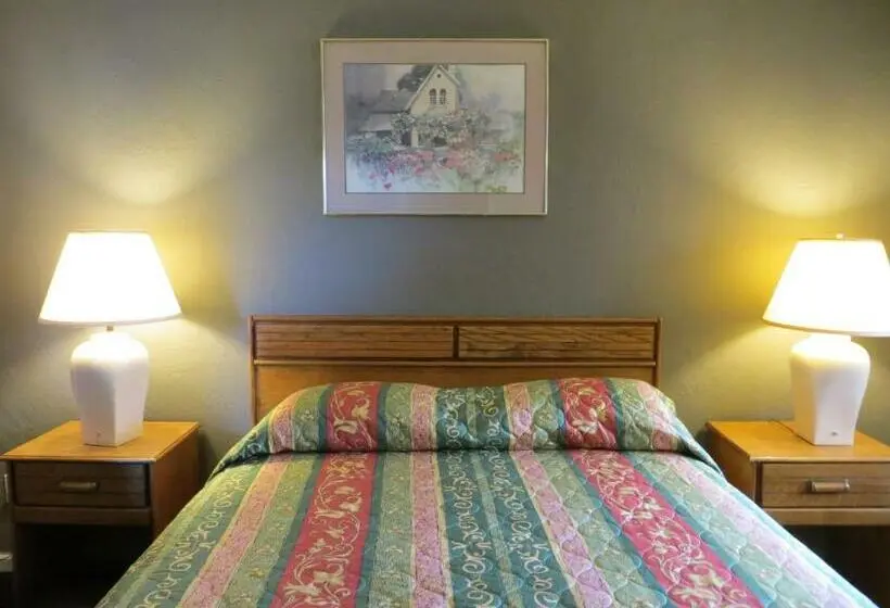آپارتمان 2 خوابه, Capri Motel