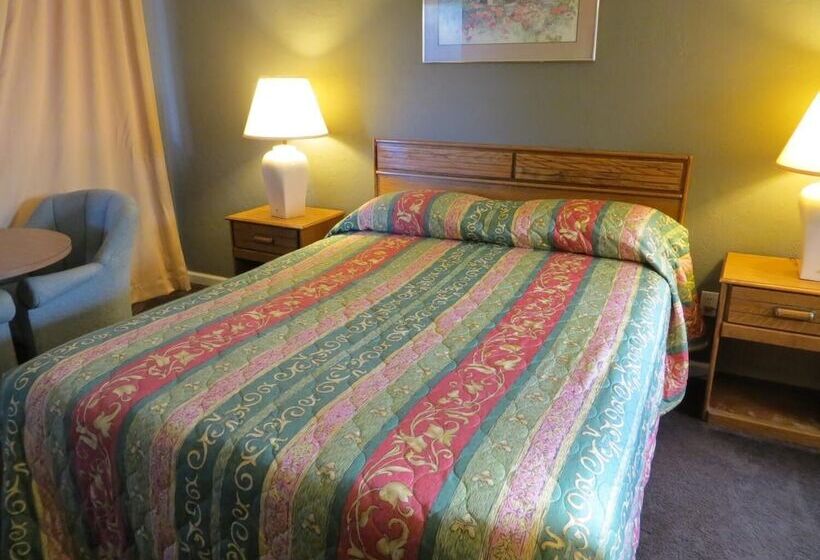 شقة غرفتين, Capri Motel