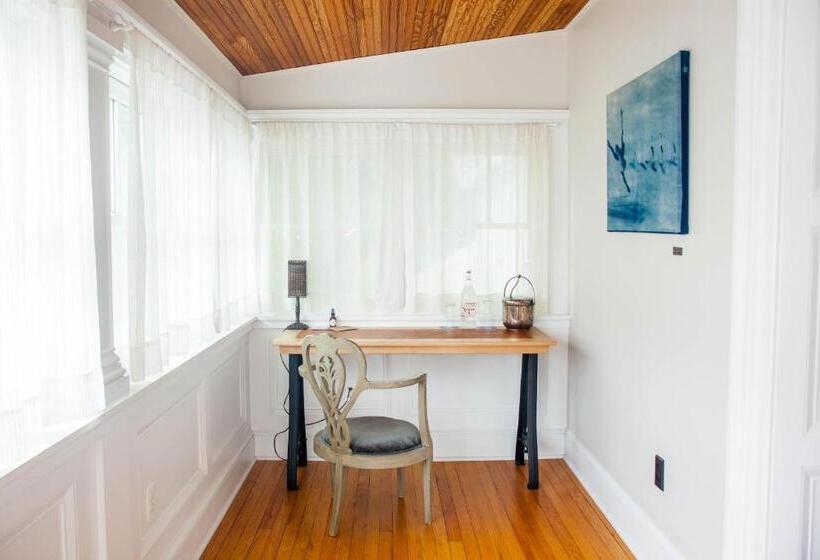 جناح سرير كينج, Argos Inn   Ithaca S Boutique