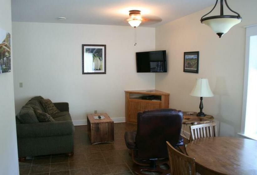 جناح ديلوكس سرير كينج, Floyd