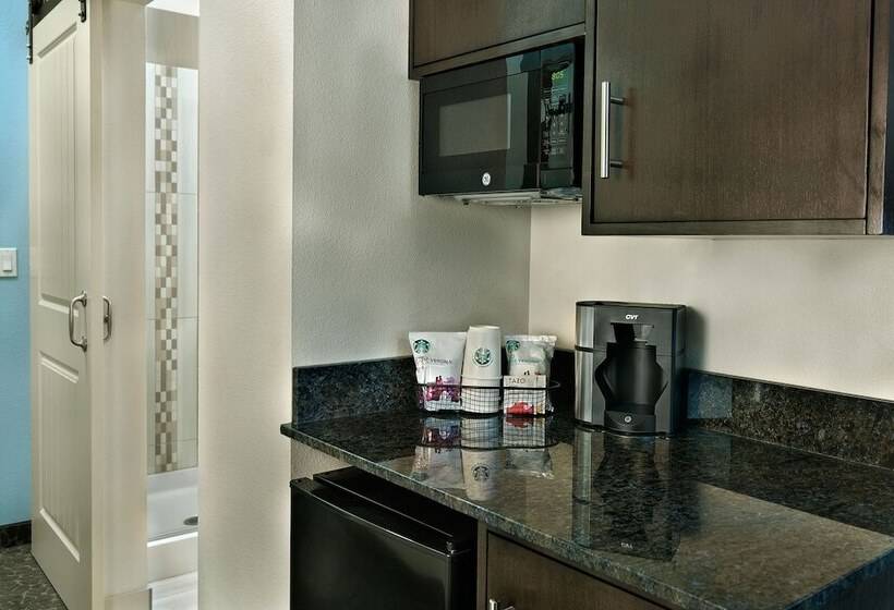 جناح, Oxford Suites Bellingham