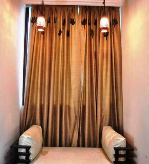 Номер Deluxe, Solo Victoria