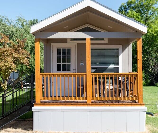 침실 1개 주택, The Lava