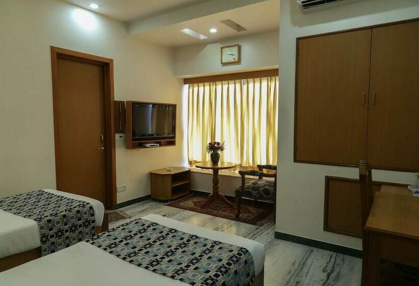 Quarto Deluxe, The Majestic Manor