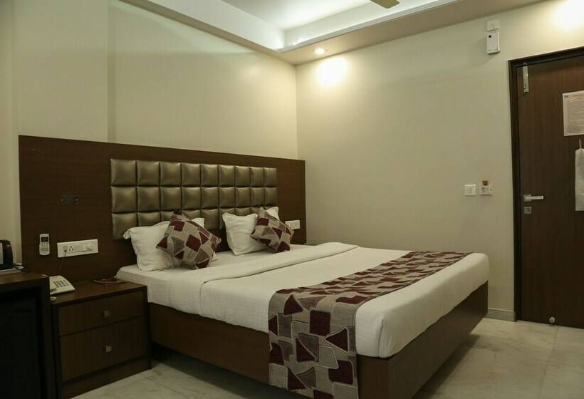 Quarto Deluxe, The Majestic Manor